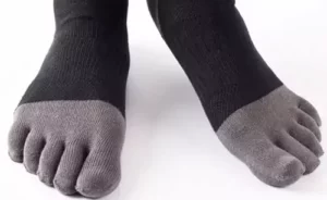 Шкарпетки з пальцями – навіщо потрібні, їх переваги та недоліки